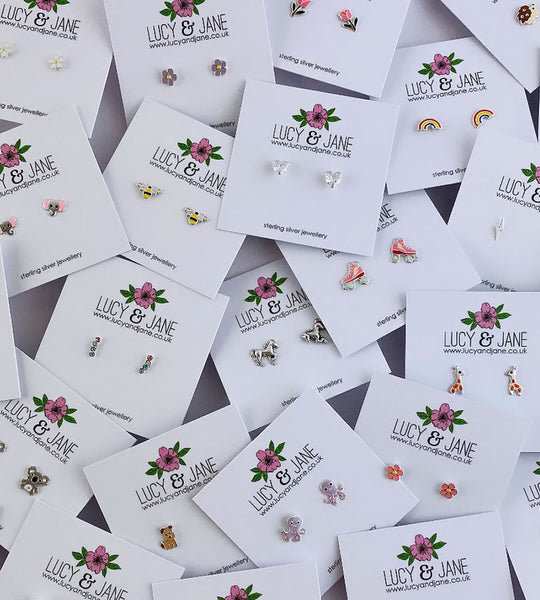 What are the most popular earrings for children?