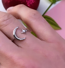 Load image into Gallery viewer, Sterling Silver Star And Moon Ring