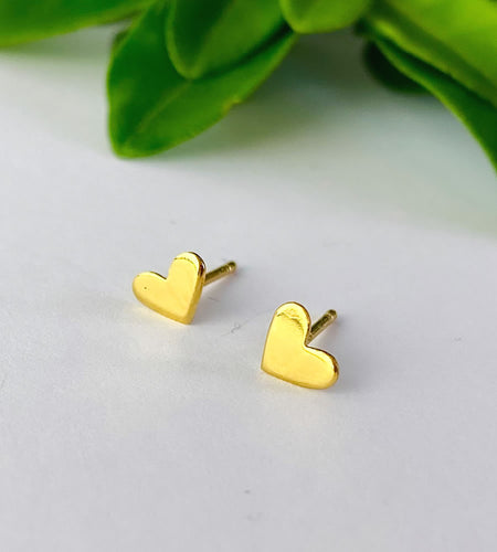 classic gold heart studs