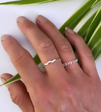 Load image into Gallery viewer, Sterling Silver Wave Ring