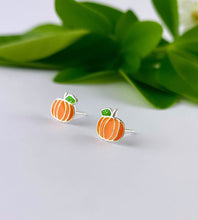 Load image into Gallery viewer, sterling silver orange pumpkin stud earrings