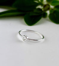 Load image into Gallery viewer, Sterling Silver Simple Heart Ring