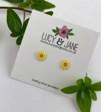 Load image into Gallery viewer, Cheerful sterling silver sunflower stud earrings