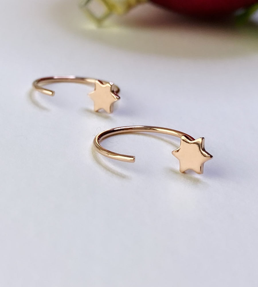 rose gold star pull through earrings