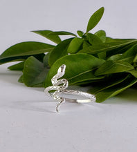 Load image into Gallery viewer, NEW! Sterling Silver Snake Ring