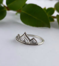Load image into Gallery viewer, sterling sllver tiara crown ring