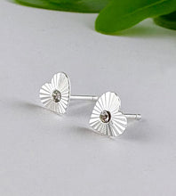 Load image into Gallery viewer, Sterling Silver Diamond Cut Heart Studs
