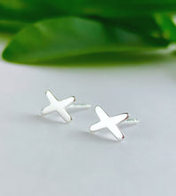 Load image into Gallery viewer, small sterling silver kiss studs