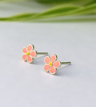 Load image into Gallery viewer, sterling silver and pink enamel flower studs