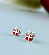 Load image into Gallery viewer, sterling silver red christmas present ear studs for kids