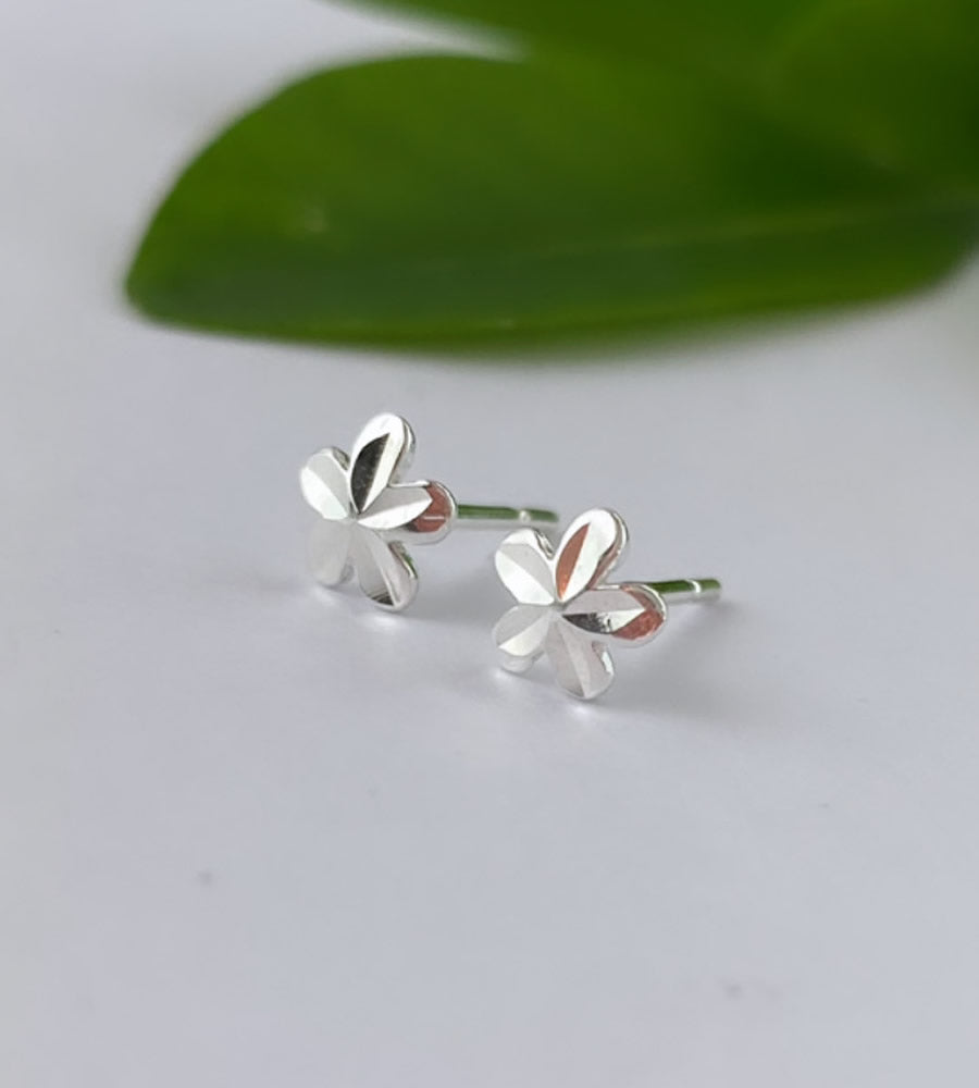 Sterling Silver Diamond Cut Flower Studs