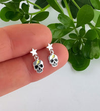Load image into Gallery viewer, sterling silver dangly skull and star earrings for Halloween
