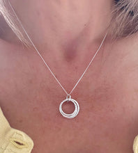 Load image into Gallery viewer, sterling silver three circles necklace on a model's neck