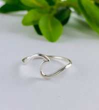 Load image into Gallery viewer, sterling silver ring shaped into a wave