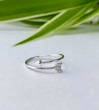 Load image into Gallery viewer, adjustable sterling silver arrow ring