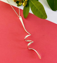Load image into Gallery viewer, Sterling Silver Handcrafted Twist Necklace