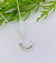 Load image into Gallery viewer, sterling silver crescent moon pendant