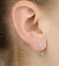 Load image into Gallery viewer, Sterling Silver Star Pull Through Earrings