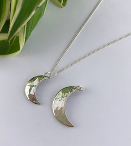 NEW! Sterling Silver Mini Hammered Moon Necklace