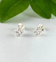 Load image into Gallery viewer, sterling silver sparkle star mini earrings