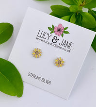 Load image into Gallery viewer, sterling silver sunflower studs in different shades of yellow